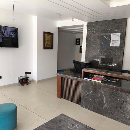 Hotel Divine Peak Pachmarhī 외부 사진