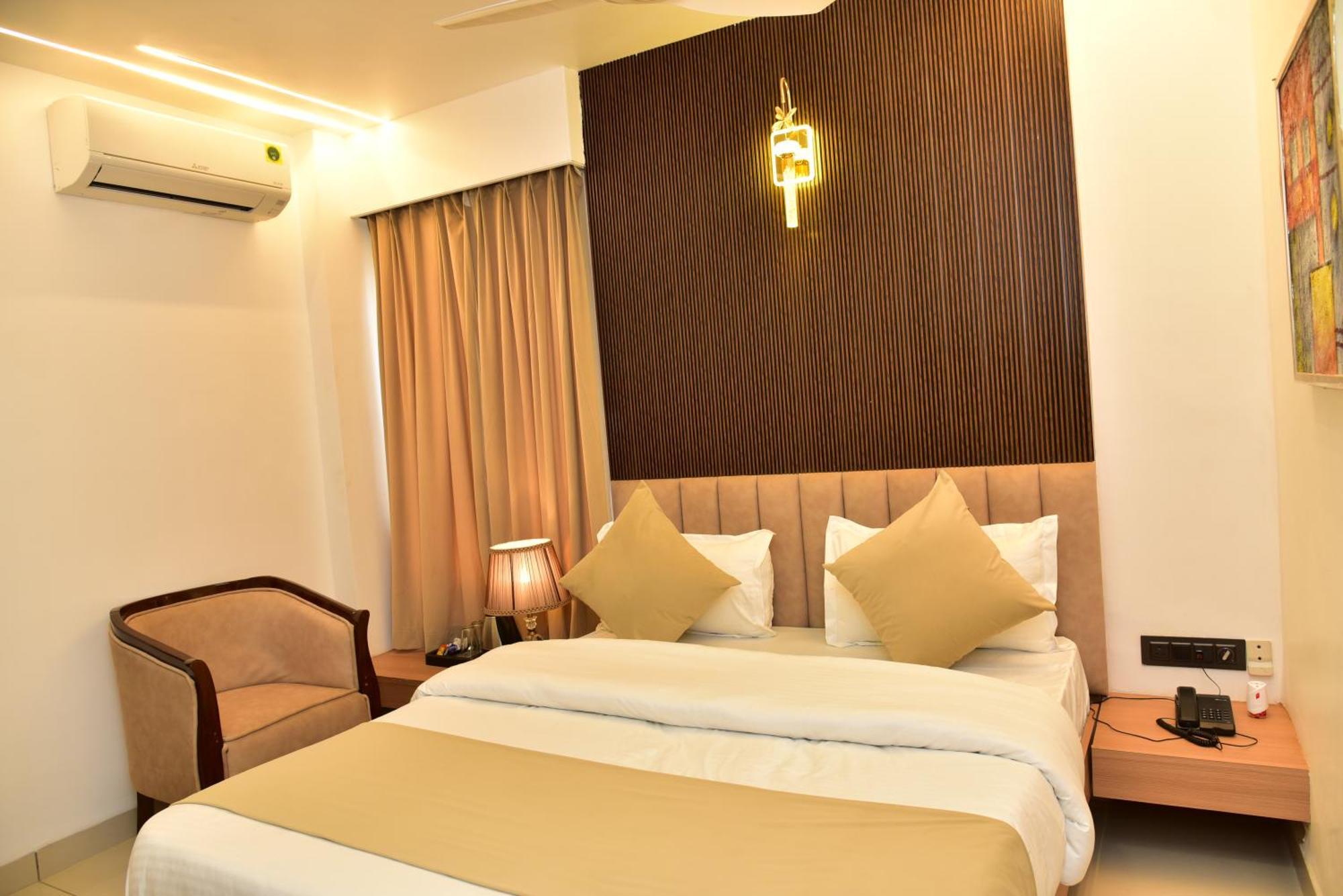 Hotel Divine Peak Pachmarhī 외부 사진