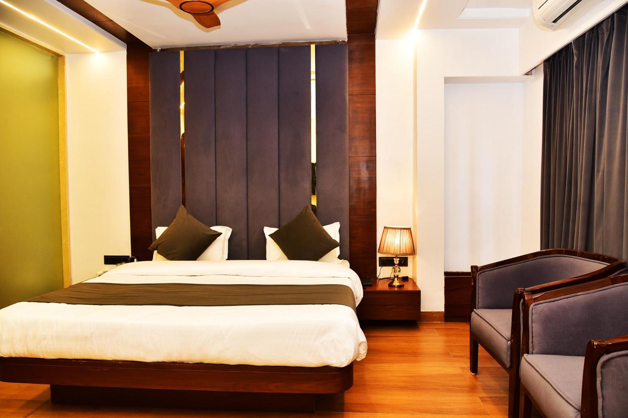 Hotel Divine Peak Pachmarhī 외부 사진