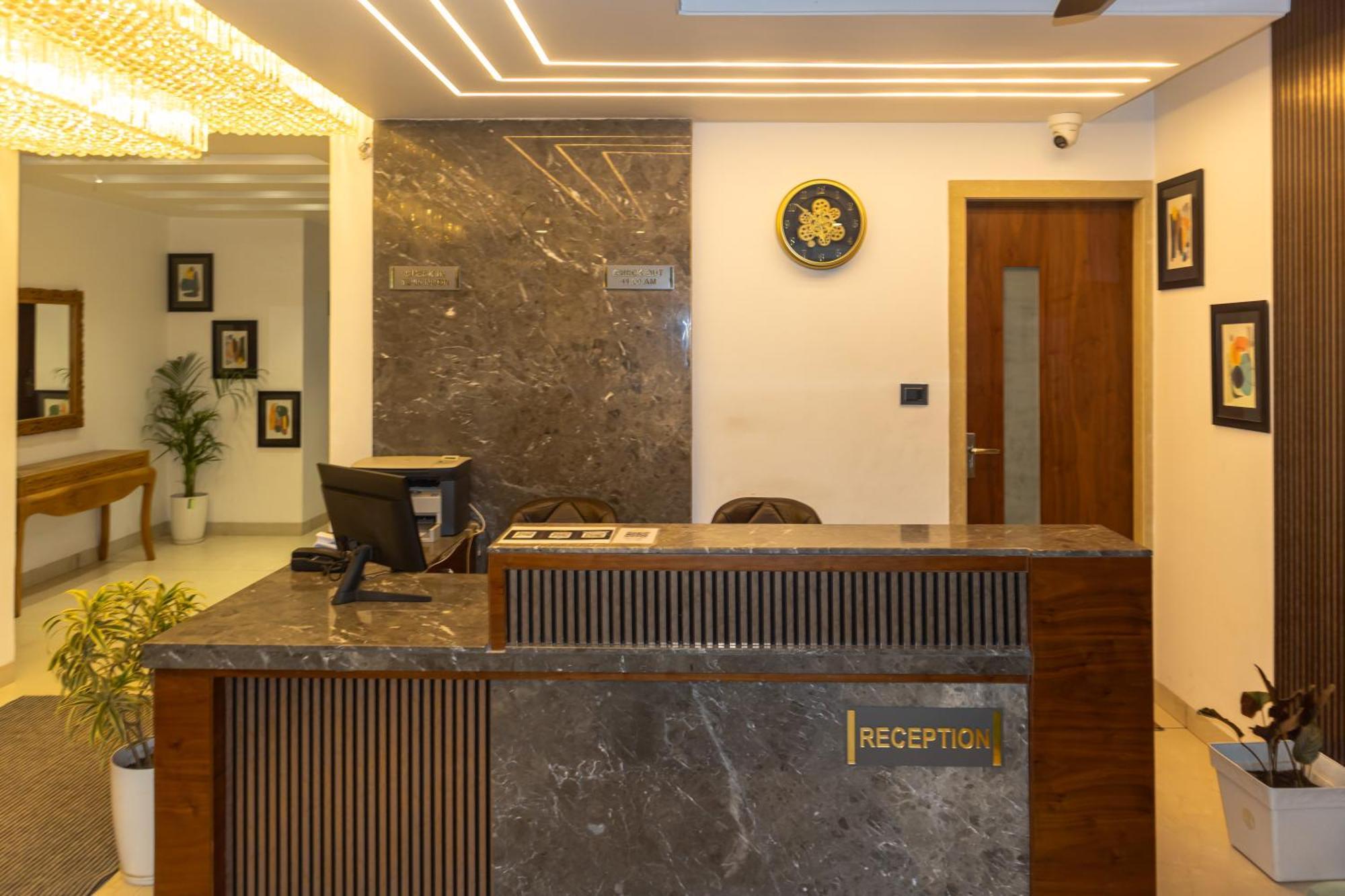Hotel Divine Peak Pachmarhī 외부 사진